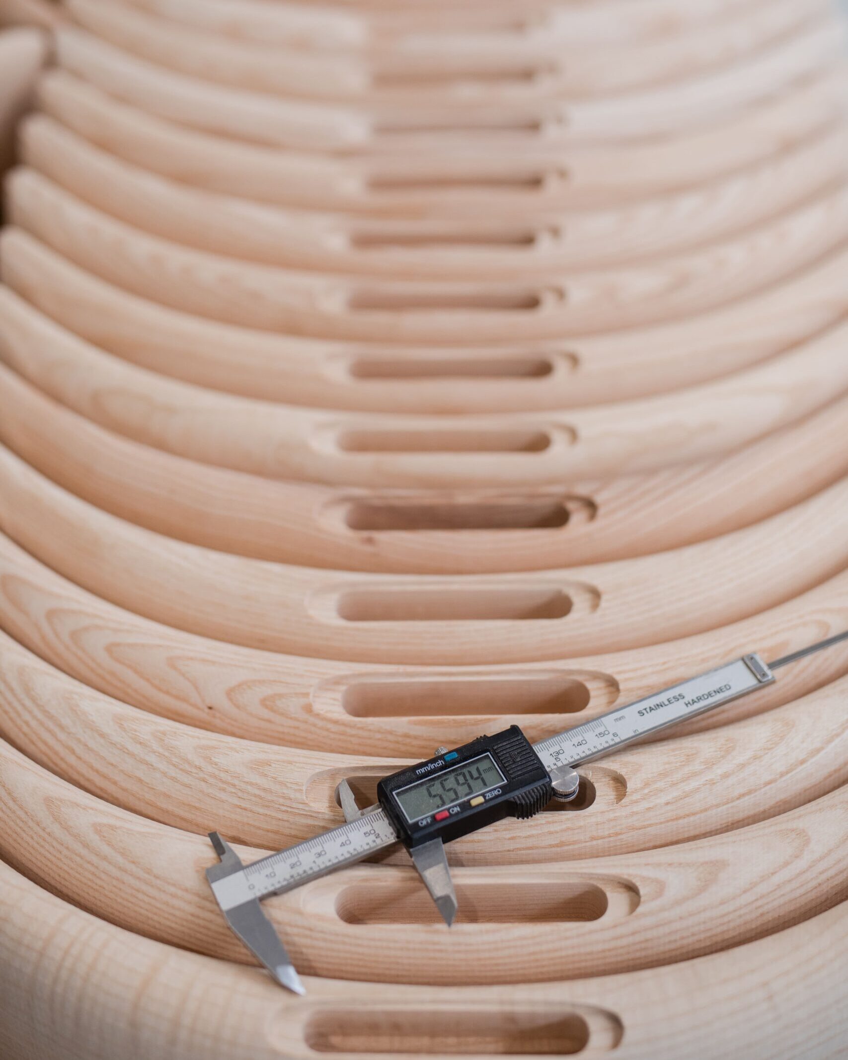 Divani sedute imbottiti legno manzano